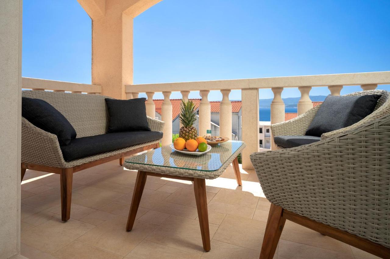 Hektorovic Poolside Apartments Bol Exterior foto