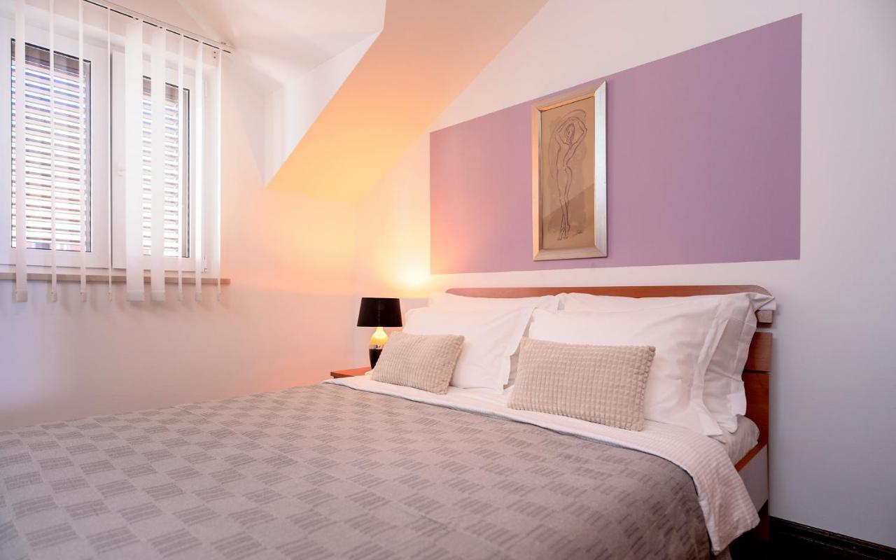 Hektorovic Poolside Apartments Bol Exterior foto